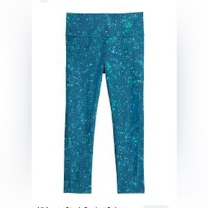 Athleta Ultimate Stash Pocket Cropped